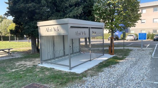 Abri vélo IBIS BUDGET